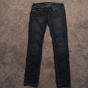 Dark wash American Eagle skinny jeans